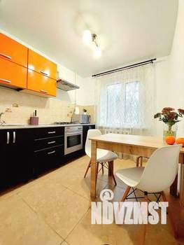 2-к квартира, посуточно, 50м2, 1/1 этаж