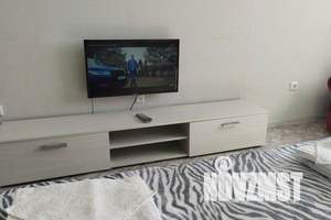 1-к квартира, посуточно, 40м2, 10/16 этаж