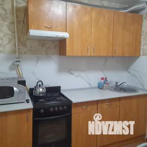 1-к квартира, посуточно, 36м2, 1/5 этаж