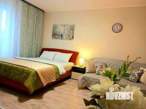 1-к квартира, посуточно, 35м2, 1/1 этаж