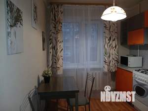 2-к квартира, посуточно, 46м2, 1/5 этаж