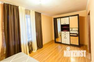 1-к квартира, посуточно, 45м2, 1/1 этаж