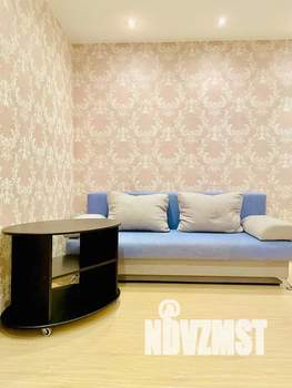 1-к квартира, посуточно, 40м2, 5/10 этаж