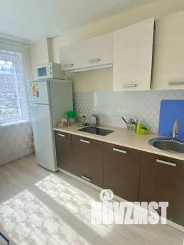 1-к квартира, посуточно, 33м2, 2/10 этаж