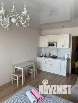 Студия квартира, посуточно, 30м2, 4/9 этаж