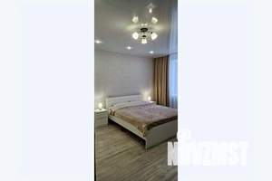 1-к квартира, посуточно, 39м2, 8/12 этаж