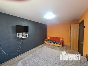 1-к квартира, посуточно, 38м2, 2/5 этаж