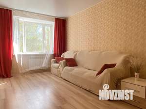 1-к квартира, посуточно, 38м2, 3/10 этаж