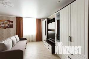 2-к квартира, посуточно, 64м2, 8/10 этаж