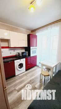 1-к квартира, посуточно, 38м2, 6/12 этаж