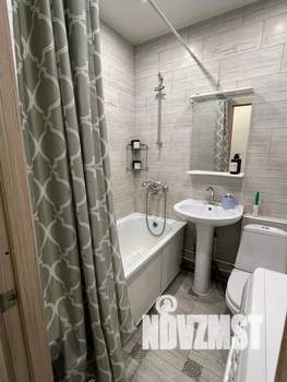 1-к квартира, посуточно, 35м2, 5/5 этаж