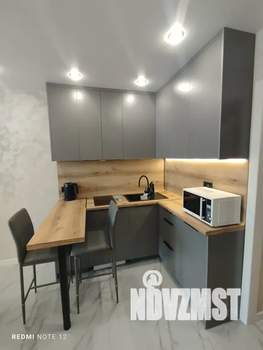 Студия квартира, посуточно, 24м2, 5/10 этаж