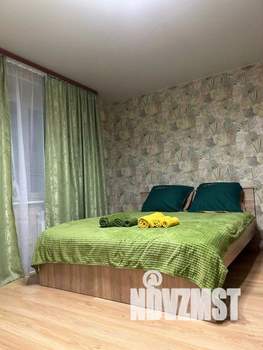 1-к квартира, посуточно, 37м2, 1/1 этаж