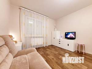 1-к квартира, посуточно, 40м2, 7/10 этаж