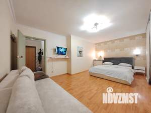1-к квартира, посуточно, 36м2, 1/9 этаж