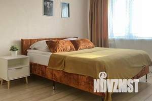 1-к квартира, посуточно, 35м2, 5/10 этаж