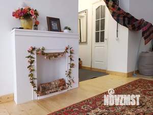 Студия квартира, посуточно, 37м2, 1/2 этаж