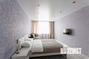 2-к квартира, посуточно, 46м2, 1/1 этаж