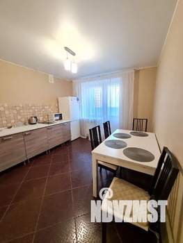 1-к квартира, посуточно, 43м2, 2/10 этаж