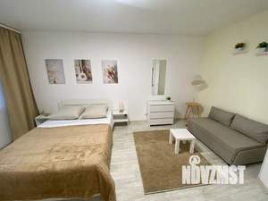 1-к квартира, посуточно, 38м2, 1/10 этаж