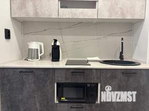 1-к квартира, посуточно, 38м2, 7/16 этаж