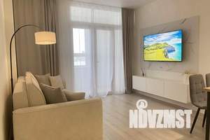 1-к квартира, посуточно, 42м2, 8/15 этаж