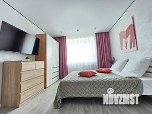 1-к квартира, посуточно, 35м2, 9/9 этаж