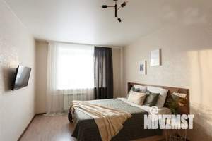 1-к квартира, посуточно, 35м2, 6/9 этаж