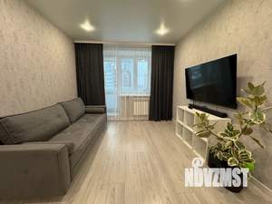 1-к квартира, посуточно, 42м2, 3/10 этаж