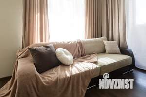 1-к квартира, посуточно, 40м2, 3/11 этаж