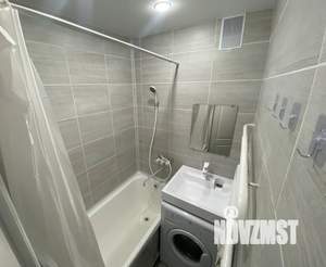 2-к квартира, посуточно, 49м2, 1/5 этаж