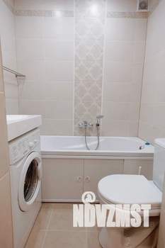 Студия квартира, посуточно, 27м2, 10/10 этаж