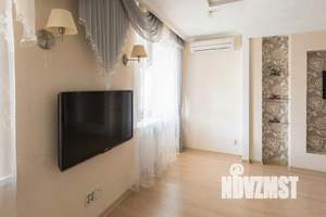 2-к квартира, посуточно, 75м2, 1/1 этаж