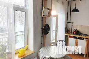 1-к квартира, посуточно, 37м2, 1/2 этаж