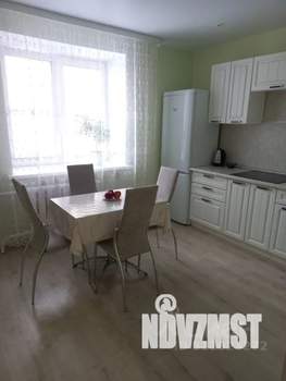 1-к квартира, посуточно, 41м2, 5/9 этаж