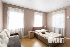 1-к квартира, посуточно, 42м2, 1/3 этаж