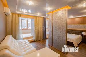2-к квартира, вторичка, 70м2, 1/10 этаж