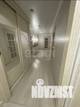 3-к квартира, вторичка, 105м2, 9/10 этаж