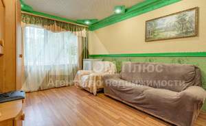 4-к квартира, вторичка, 72м2, 1/5 этаж
