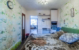 4-к квартира, вторичка, 74м2, 5/5 этаж