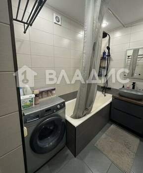 2-к квартира, вторичка, 73м2, 9/9 этаж