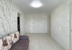 3-к квартира, вторичка, 42м2, 5/5 этаж