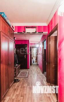 3-к квартира, вторичка, 63м2, 1/9 этаж