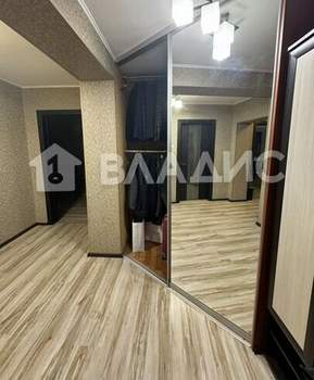 2-к квартира, вторичка, 73м2, 9/9 этаж