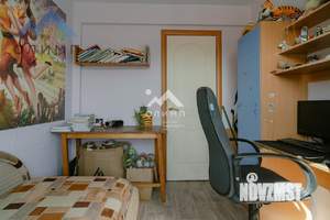 4-к квартира, вторичка, 58м2, 5/5 этаж