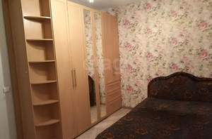 2-к квартира, вторичка, 44м2, 1/4 этаж