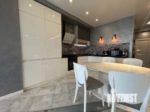 4-к квартира, вторичка, 116м2, 1/3 этаж