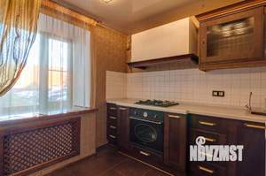 2-к квартира, вторичка, 76м2, 1/10 этаж