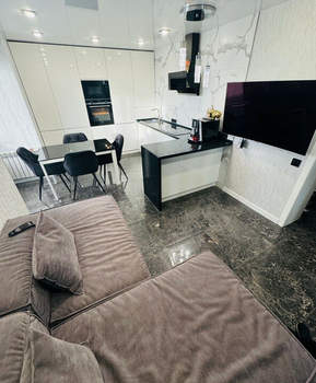 2-к квартира, вторичка, 56м2, 10/10 этаж