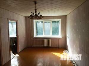 4-к квартира, вторичка, 63м2, 3/5 этаж